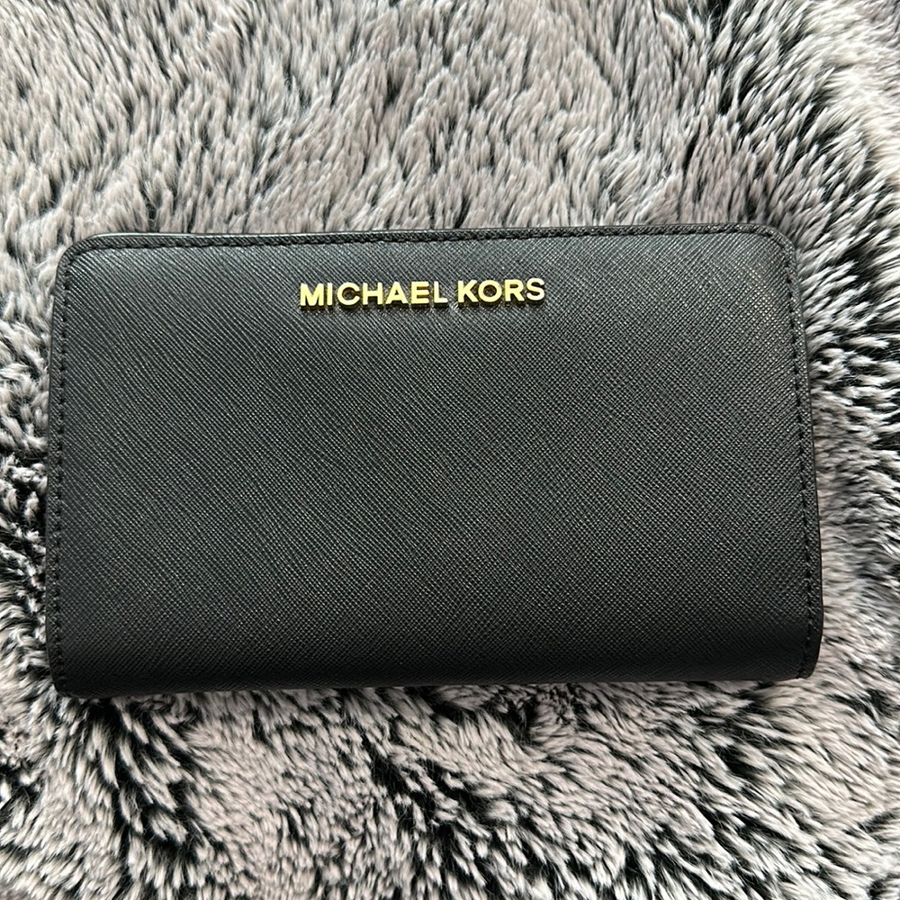 Black Michael Kors Wallet